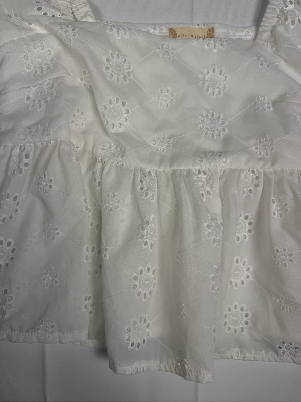 Babydoll Style- Altar'd State White Eyelet Peasant Puff Sleeve Top Medium - Picture 7 of 11